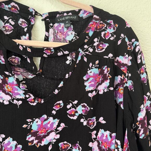 Lane Bryant Blouse Top Womens Size 22 Floral Flare Sleeve Hem Black Pink - Picture 3 of 10